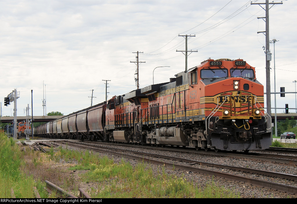 BNSF 4551